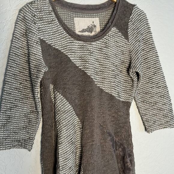Anthropologie Angel of The North Taupe Mixed Lace Sweater Knit Large Metallic - Picture 5 of 7